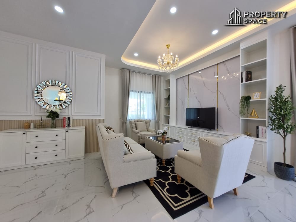 Modern 3 Bedroom Pool Villa Newly Renovated In North Pattaya For Sale Image 11