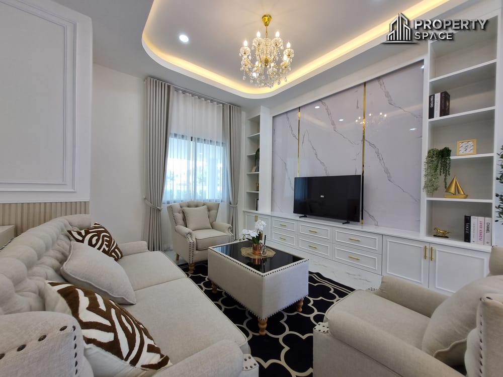 Modern 3 Bedroom Pool Villa Newly Renovated In North Pattaya For Sale Image 9