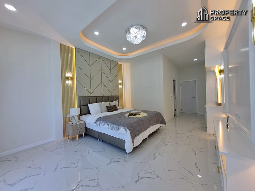 Modern 3 Bedroom Pool Villa Newly Renovated In North Pattaya For Sale Image 19