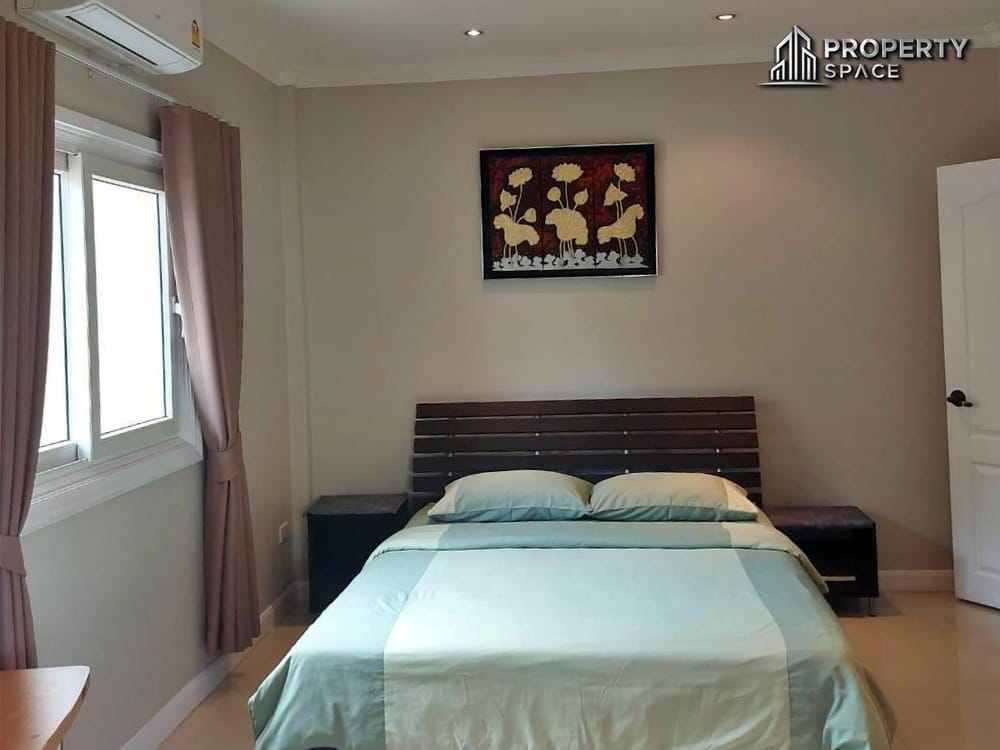 3 Bedroom Two-Storey House In Park Village Pattaya For Rent Image 10