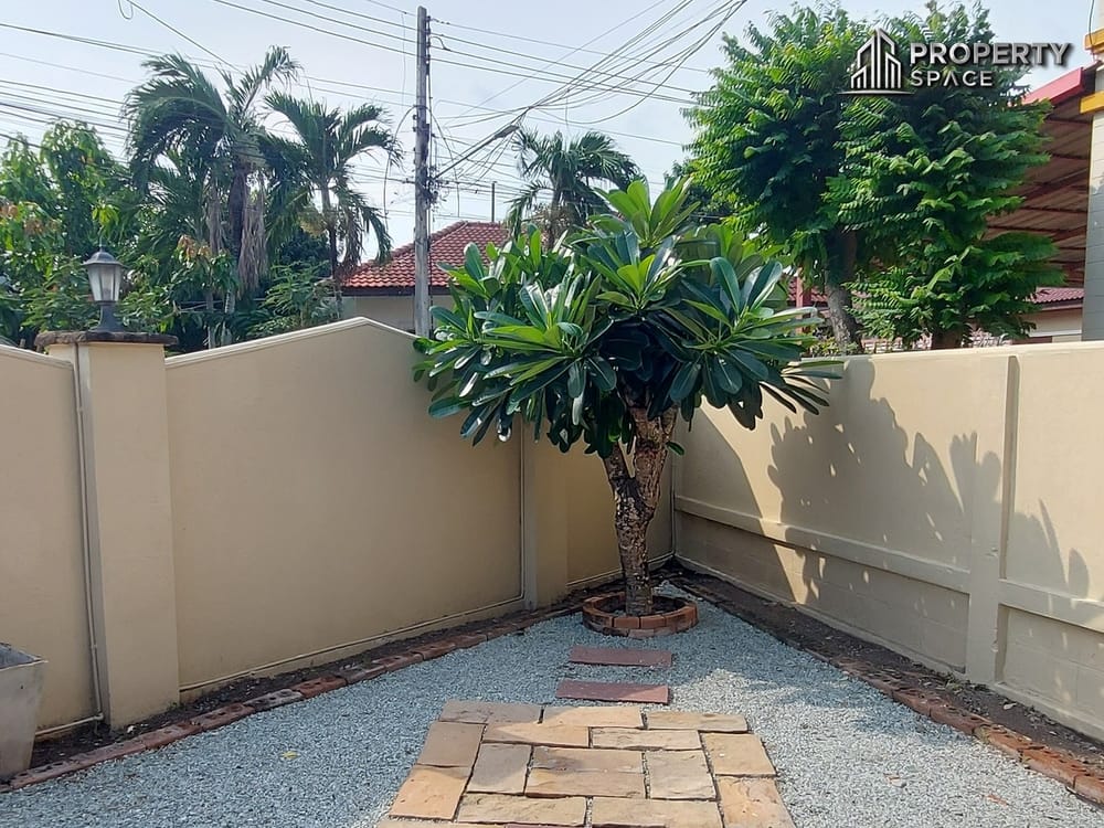 3 Bedroom Two-Storey House In Park Village Pattaya For Rent Image 21