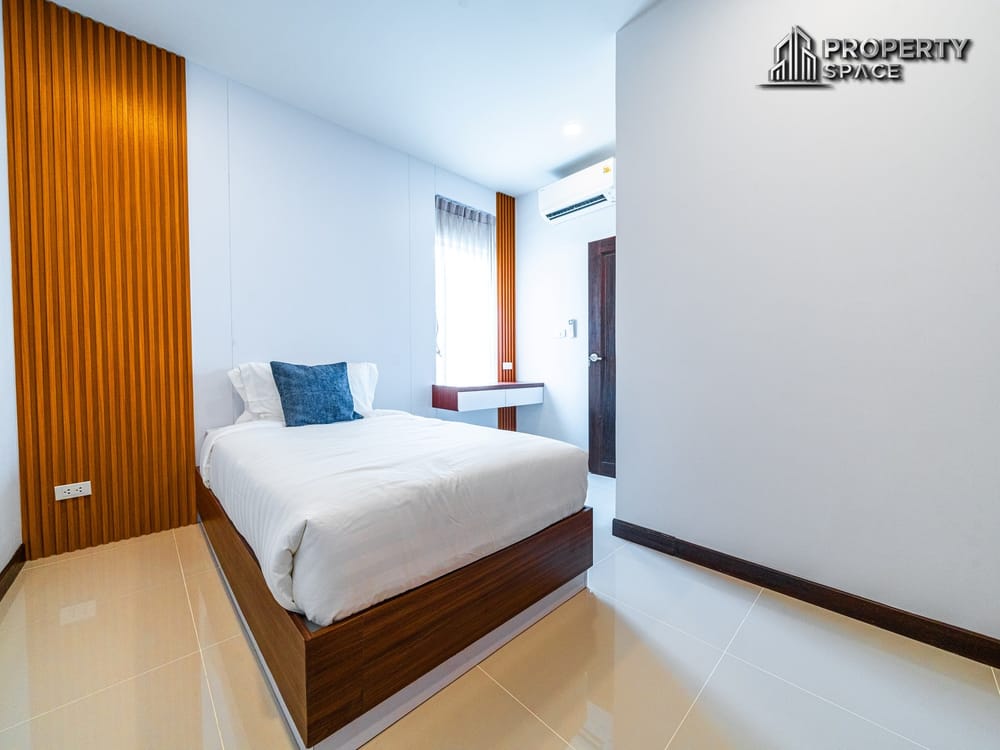 5 Bedroom Pool Villa In South Pattaya Close to Walking Street For Sale Image 30