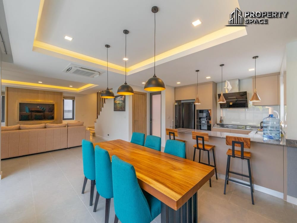 Deluxe 3-Bedroom Pool Villa Prime location Central Pattaya at Midtown Zensiri For Rent Image 6