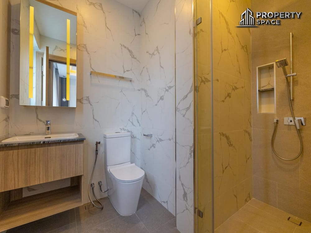 Deluxe 3-Bedroom Pool Villa Prime location Central Pattaya at Midtown Zensiri For Rent Image 17