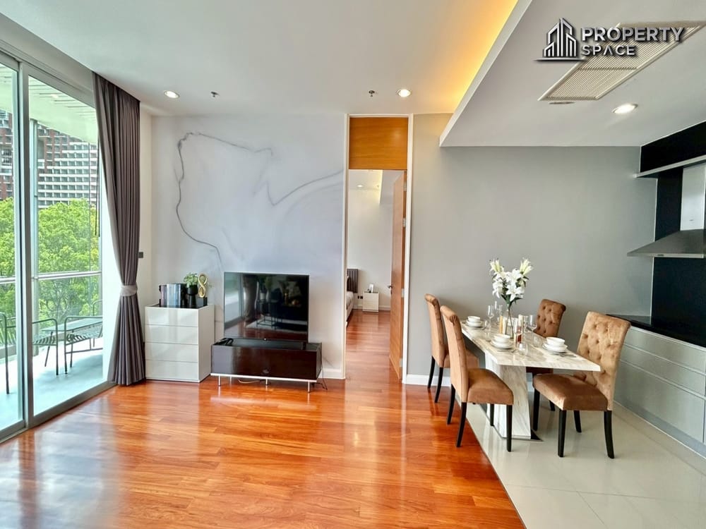 Luxury Sea View 2-Bedroom Beachfront Condo in The Cove Wongamat For Rent Image 6