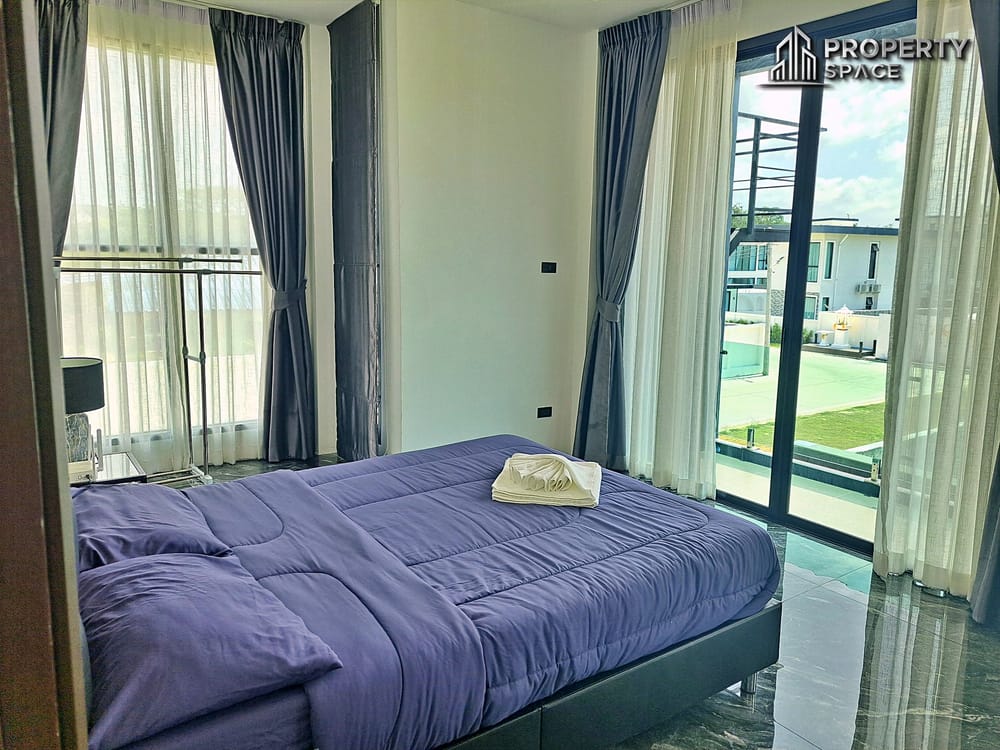 Modern 4-Bedroom Pool Villa With Rooftop In Huai Yai Pattaya For Rent  Image 10