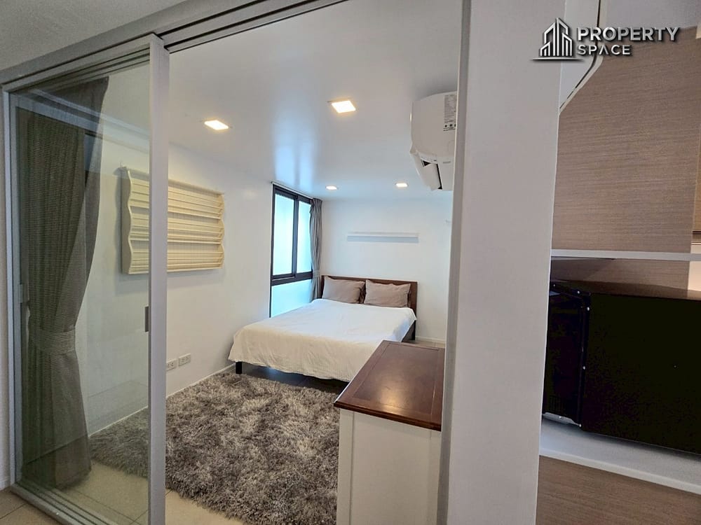 For Sale 2 Bedroom Beachfront Condo With Panoramic Ocean Views In Water Edge Pattaya Condo Image 16