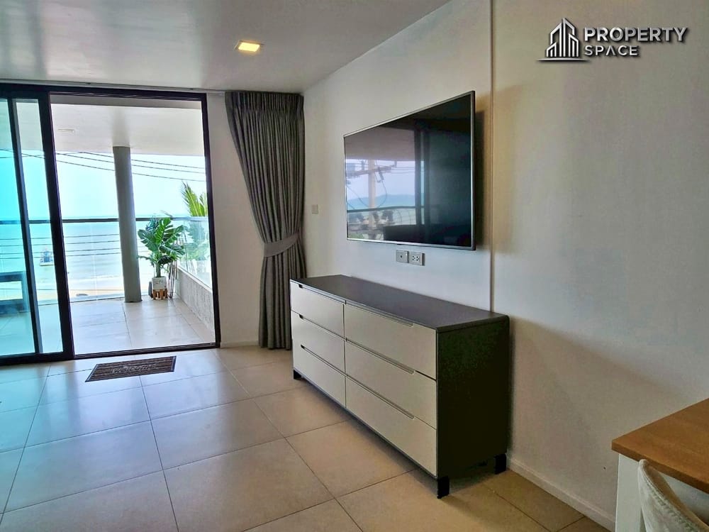 For Sale 2 Bedroom Beachfront Condo With Panoramic Ocean Views In Water Edge Pattaya Condo Image 10