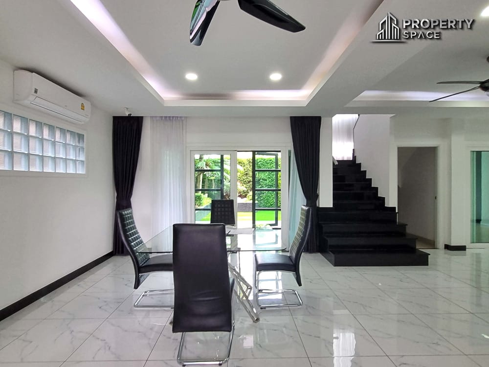 3 Bedroom House Near The Chilled Shopping Mall East Pattaya For Sale Image 21