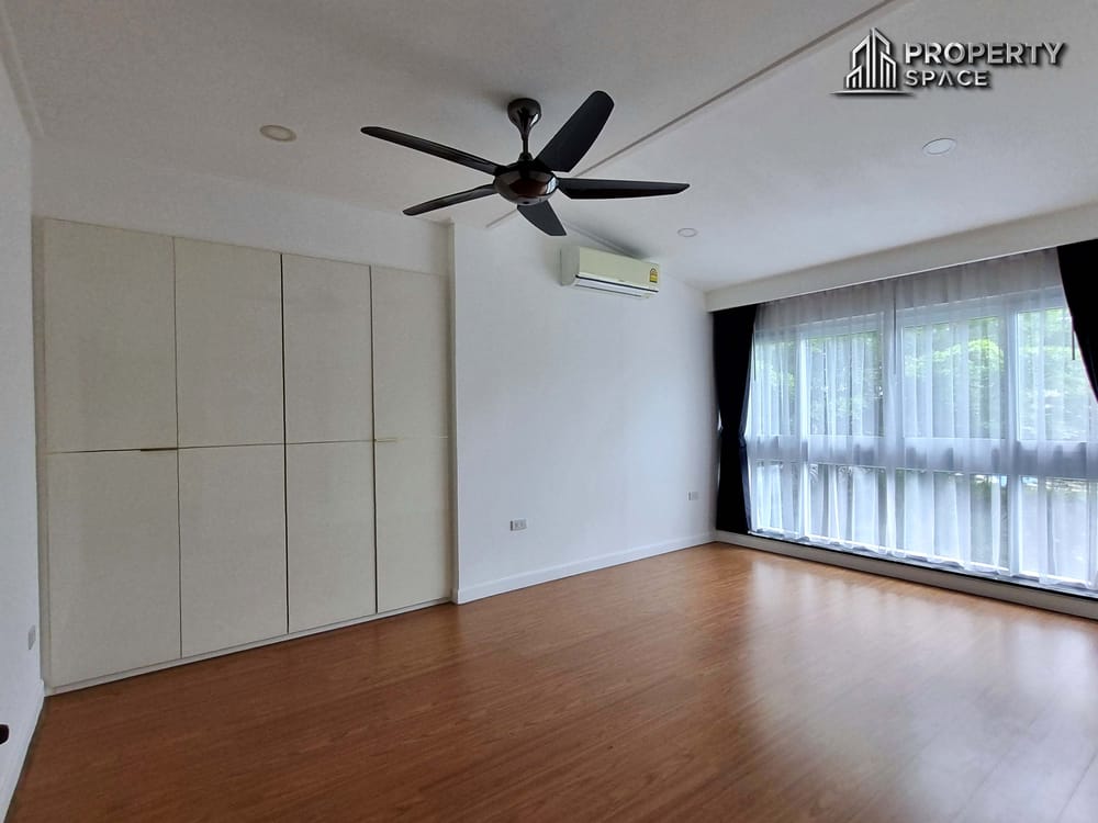 3 Bedroom House Near The Chilled Shopping Mall East Pattaya For Sale Image 30