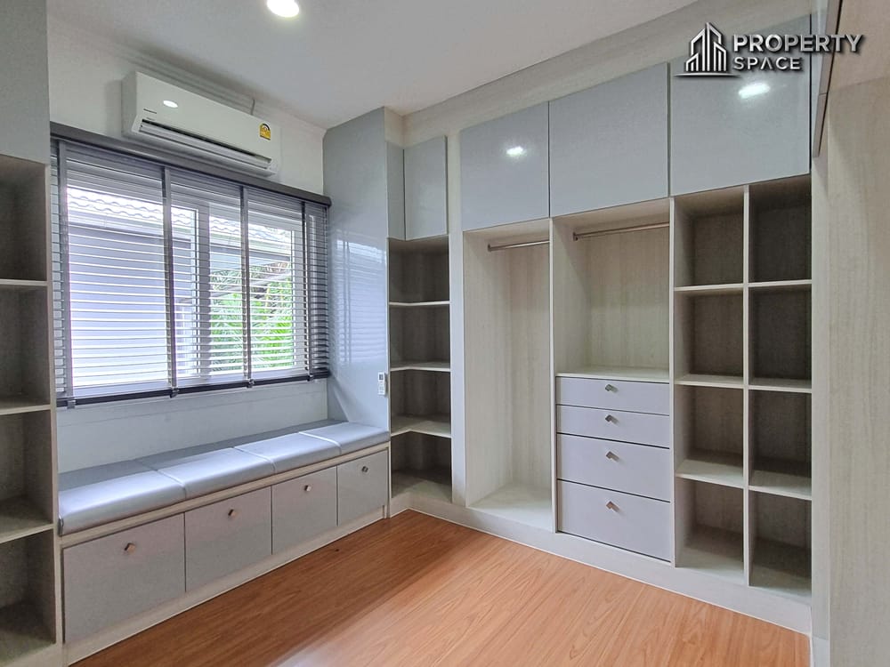3 Bedroom House Near The Chilled Shopping Mall East Pattaya For Sale Image 25