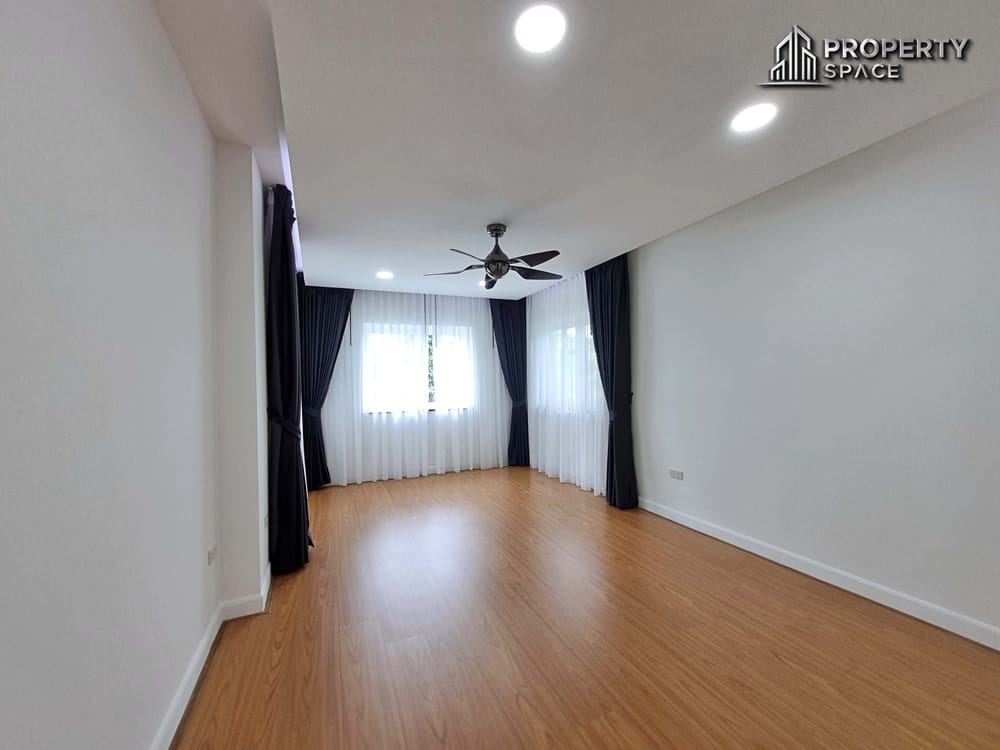 3 Bedroom House Near The Chilled Shopping Mall East Pattaya For Sale Image 27