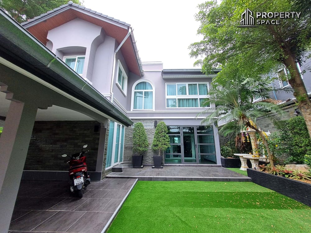3 Bedroom House Near The Chilled Shopping Mall East Pattaya For Sale Image 3