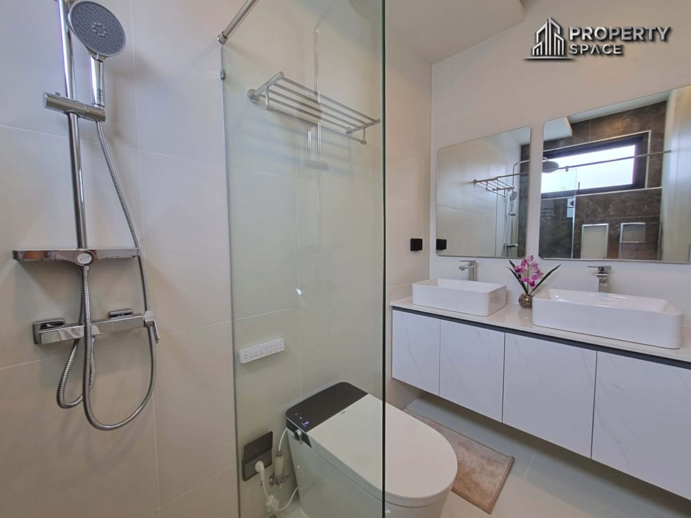 Brand New 3 Bedroom Modern Pool Villa In Soi Siam Country Club East Pattaya For Sale Image 19