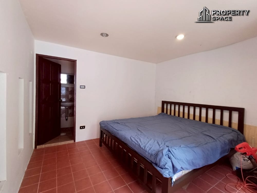 Thai-Bali Style 3-Bedroom Pool Villa In Jomtien Pattaya For Rent Image 29