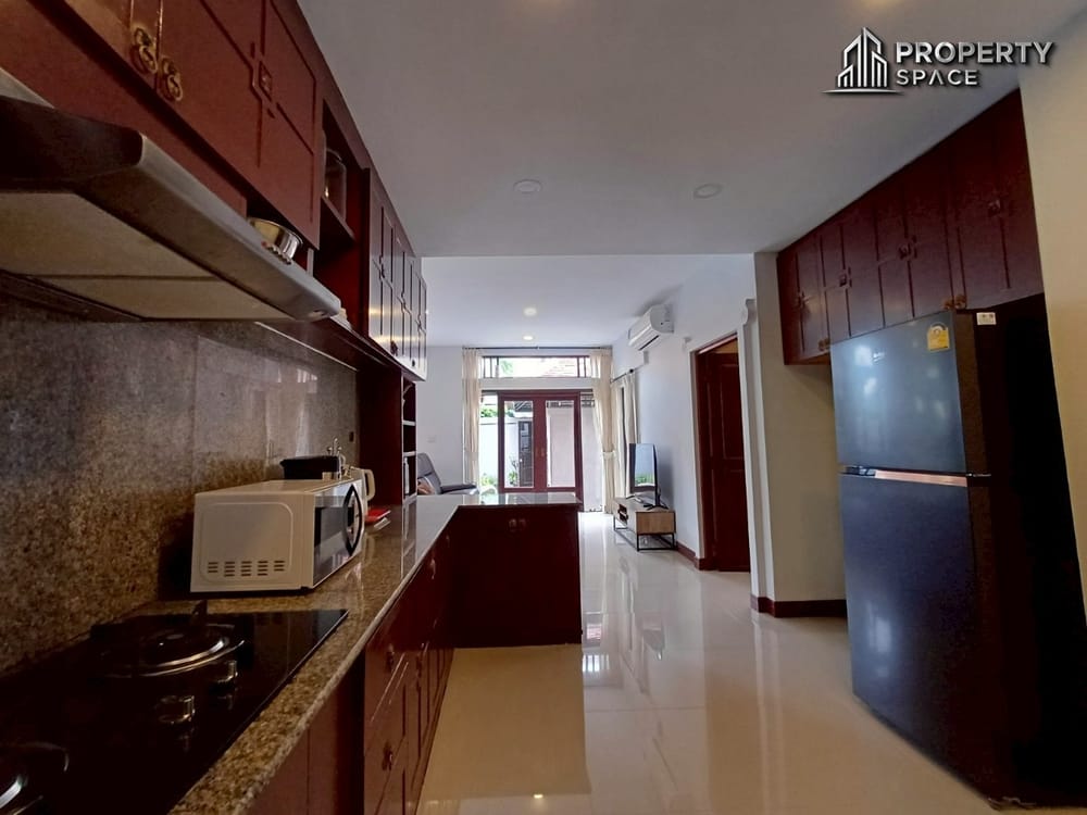 Thai-Bali Style 3-Bedroom Pool Villa In Jomtien Pattaya For Rent Image 16