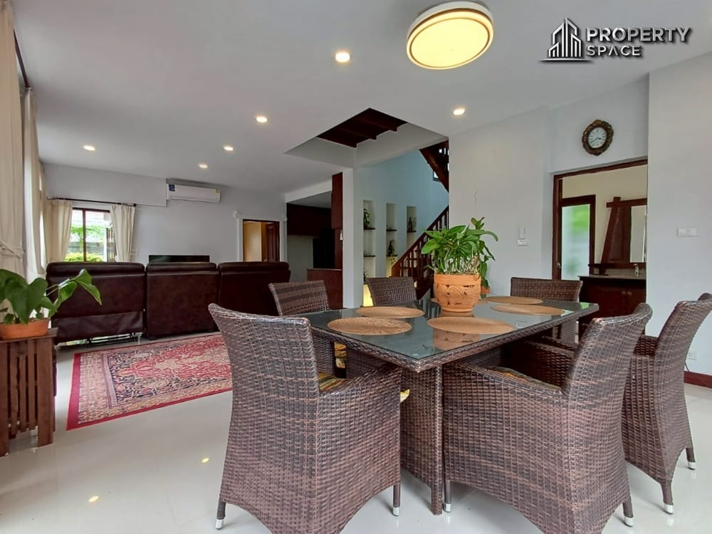 Thai-Bali Style 3-Bedroom Pool Villa In Jomtien Pattaya For Rent Image 12