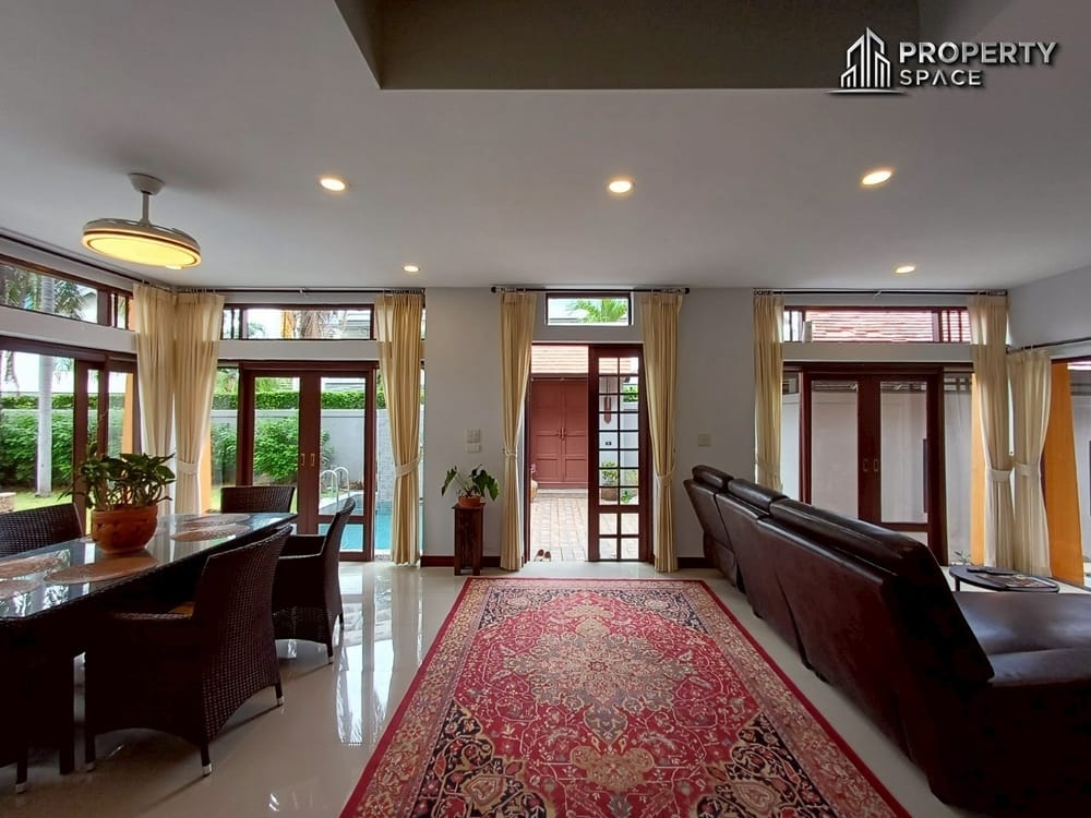 Thai-Bali Style 3-Bedroom Pool Villa In Jomtien Pattaya For Rent Image 9