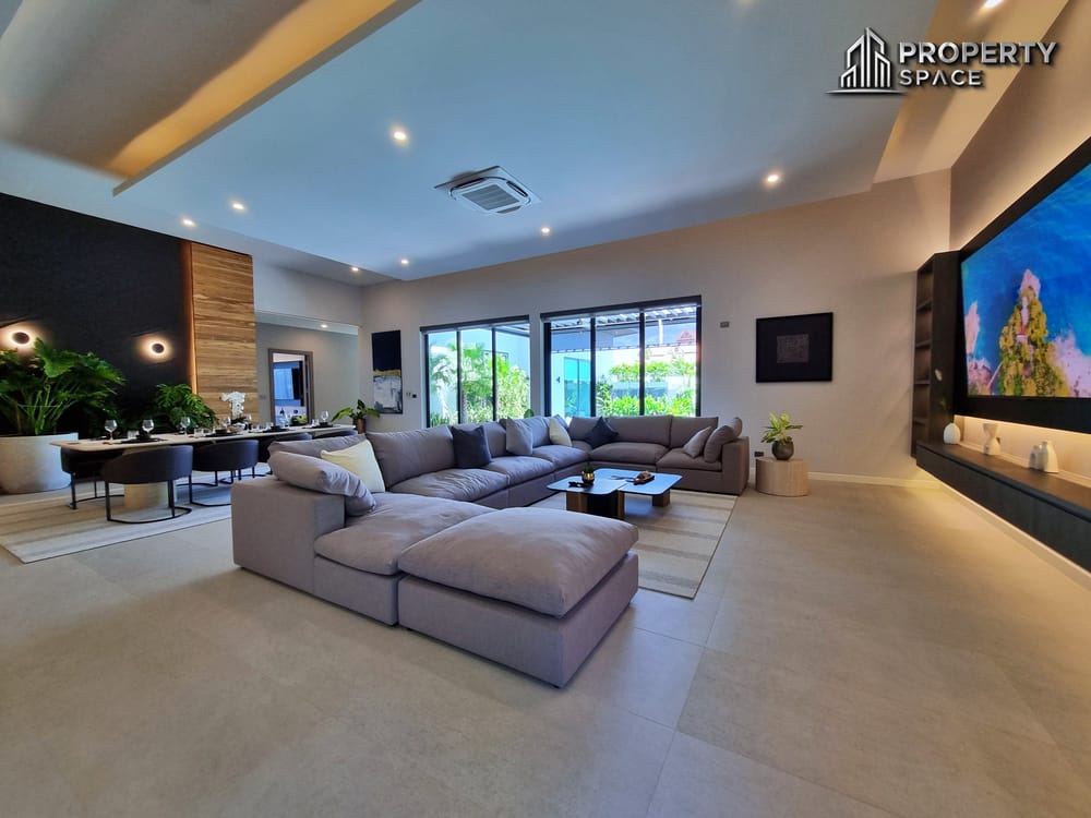 Must-See in Person! 5-Bedroom Luxury Pool Villa in East Pattaya – Western Build, High Standard Image 8