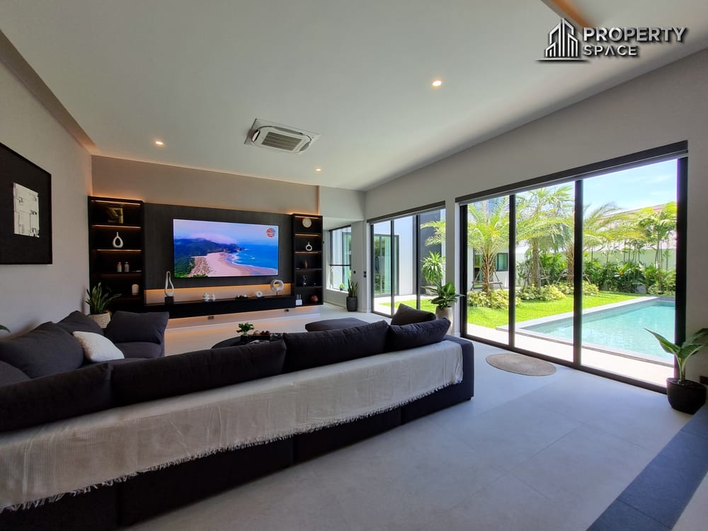 Must-See in Person! 6-Bedroom Luxury Pool Villa in East Pattaya – Western Build, High Standard Image 15