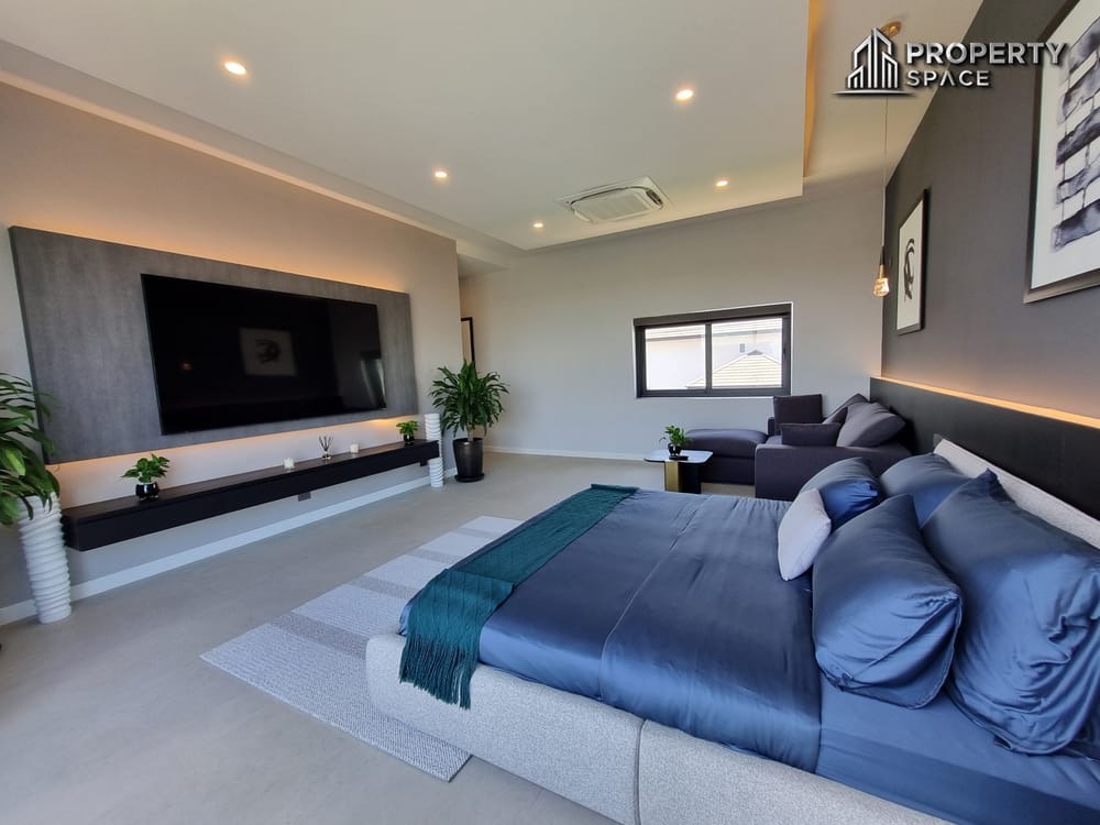Must-See in Person! 6-Bedroom Luxury Pool Villa in East Pattaya – Western Build, High Standard Image 35