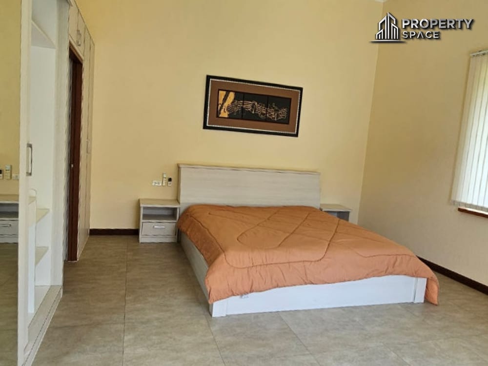 Elegant 5-Bedroom Pool Villa Near International Schools in East Pattaya For Sale And Rent Image 13