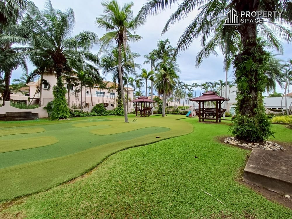 Elegant 5-Bedroom Pool Villa Near International Schools in East Pattaya For Sale And Rent Image 30