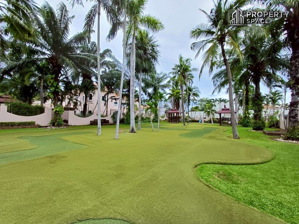 Elegant 5-Bedroom Pool Villa Near International Schools in East Pattaya For Sale And Rent Image 31