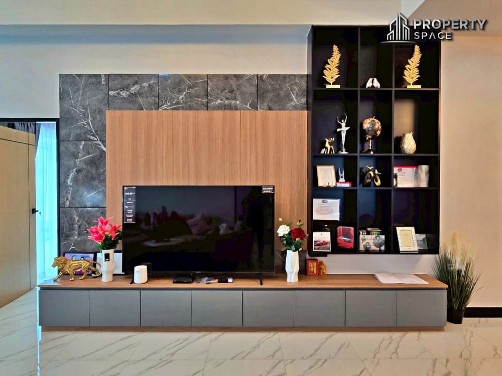 Single Nordic Style Modern 4 Bedroom Pool Villa For Sale in East Pattaya Image 10