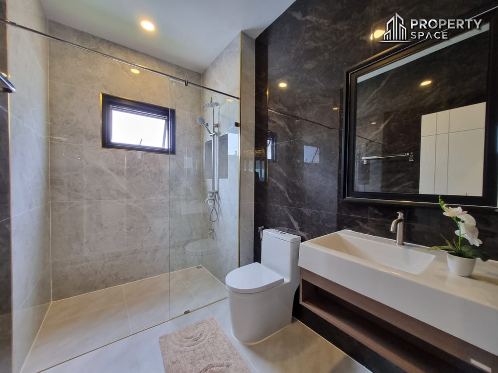  Modern Luxury Good Price! 3 Bedroom Pool Villa In Huai Yai Pattaya For Sale Image 23