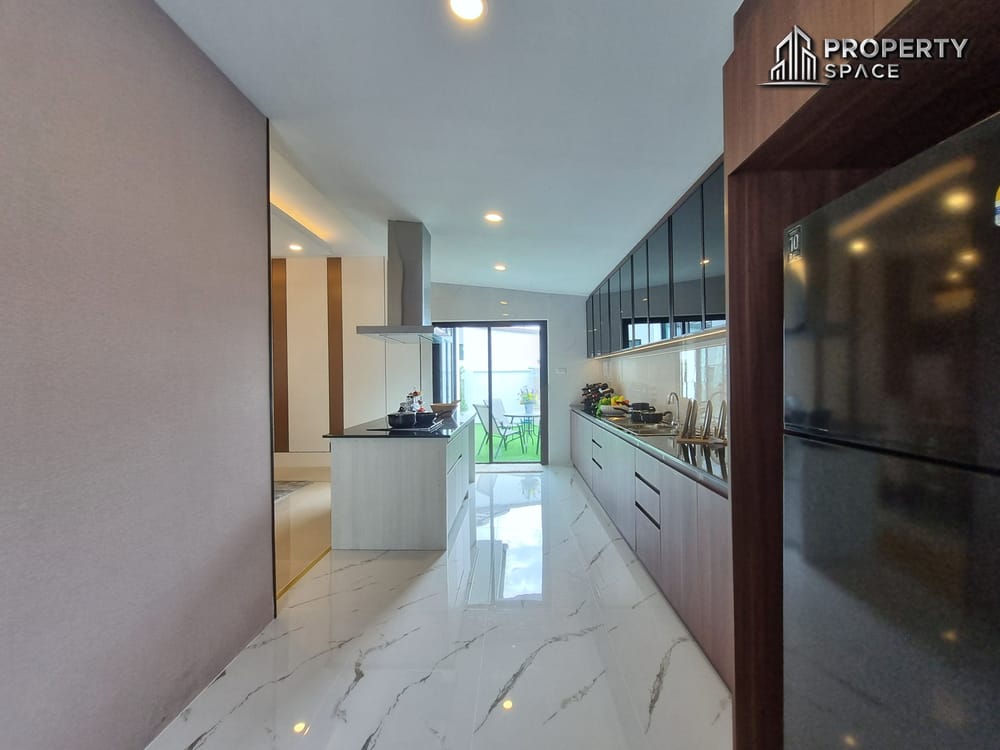  Modern Luxury Good Price! 3 Bedroom Pool Villa In Huai Yai Pattaya For Sale Image 12