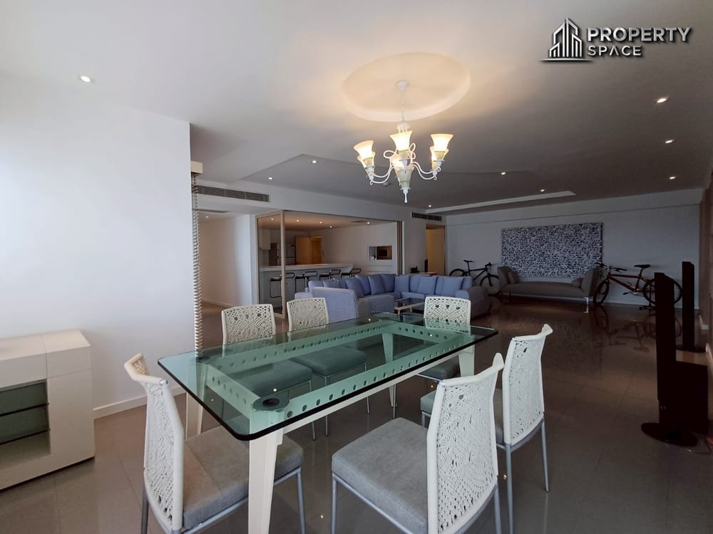 Luxury Beachfront 4-Bedroom Condo at San Marino, Na Jomtien For Rent Image 13
