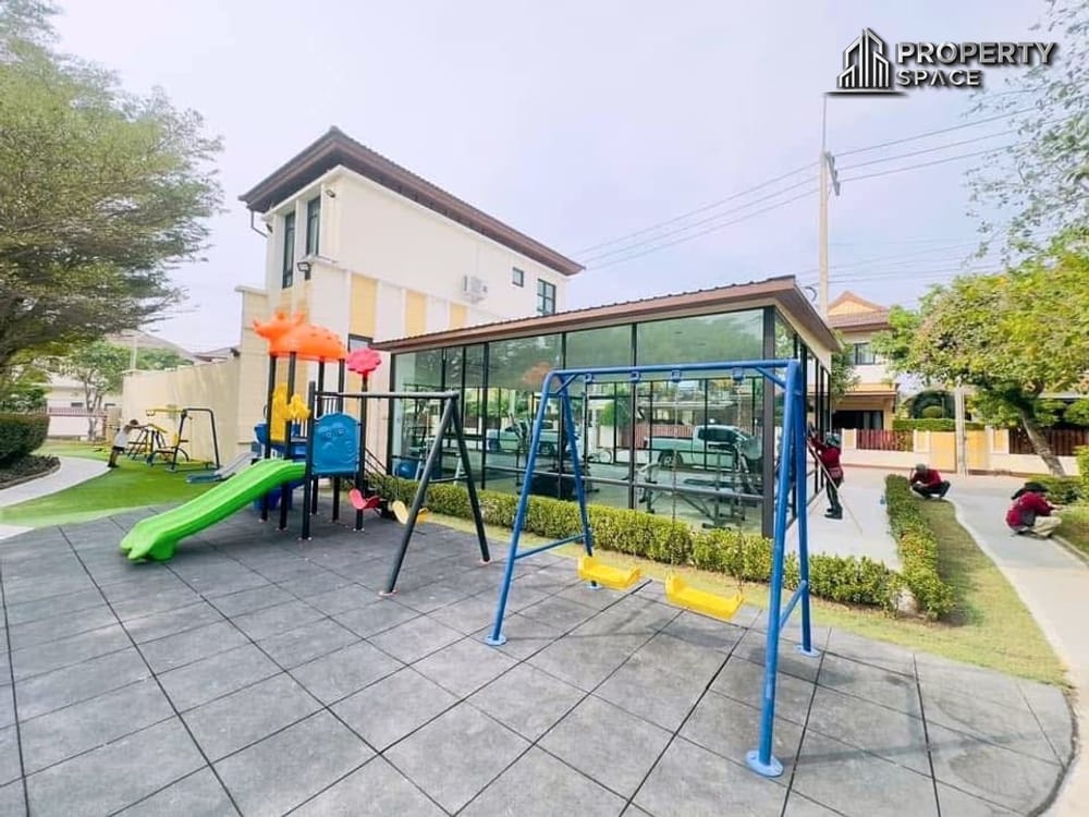 Corner Plot! 3 Bedroom Villa In Baan Sirin Pattaya Near International Schools For Sale Image 29