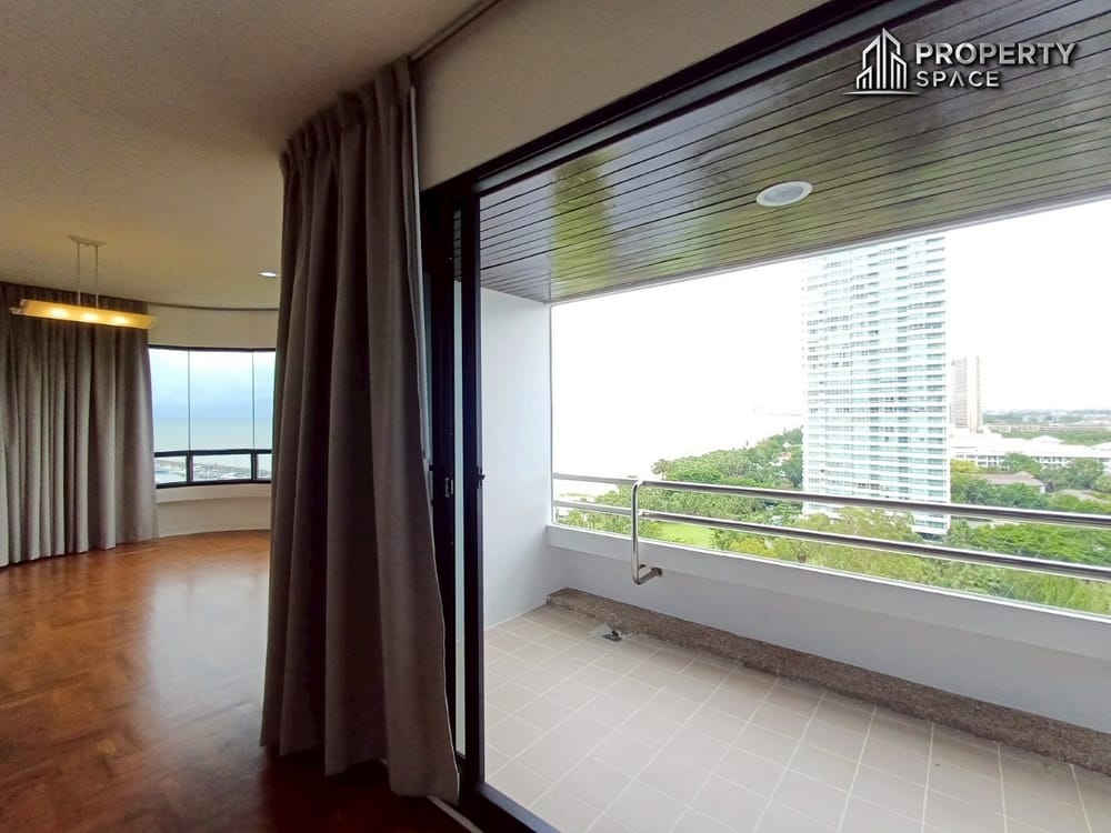 Newly Renovated Sea View Beachfront 3-Bedroom Condo at San Marino, Na Jomtien – For Rent Image 9