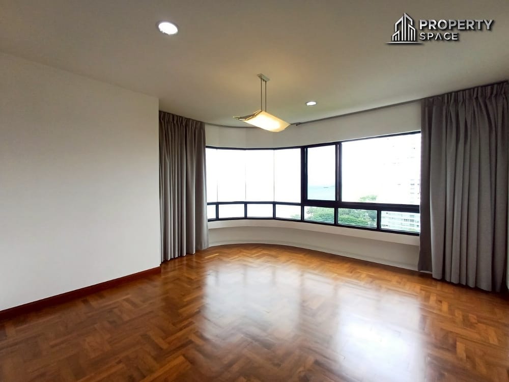 Newly Renovated Sea View Beachfront 3-Bedroom Condo at San Marino, Na Jomtien – For Rent Image 6