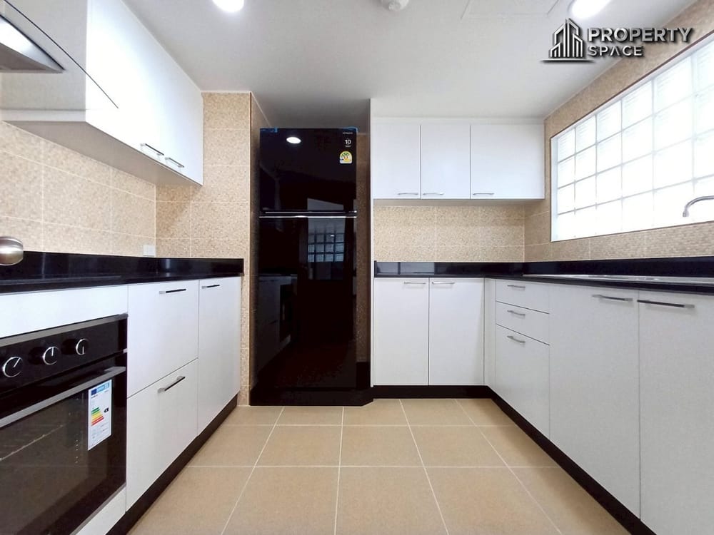 Newly Renovated Sea View Beachfront 3-Bedroom Condo at San Marino, Na Jomtien – For Rent Image 14