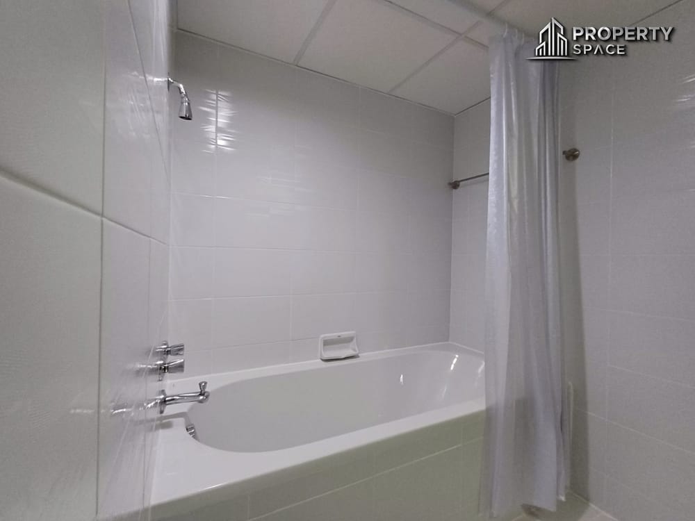 Newly Renovated Sea View Beachfront 3-Bedroom Condo at San Marino, Na Jomtien – For Rent Image 21