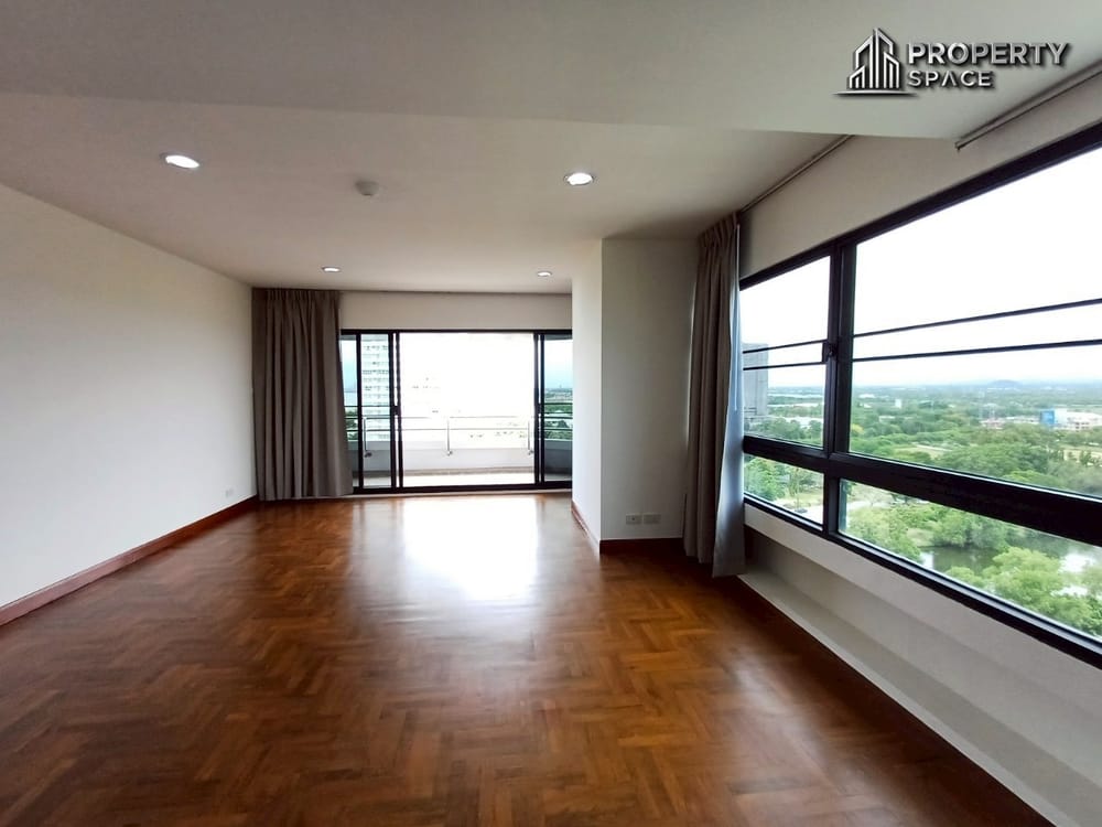 Newly Renovated Sea View Beachfront 3-Bedroom Condo at San Marino, Na Jomtien – For Rent Image 23