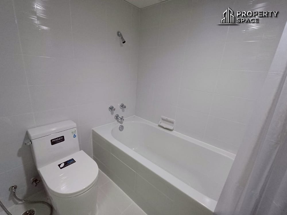 Newly Renovated Sea View Beachfront 3-Bedroom Condo at San Marino, Na Jomtien – For Rent Image 34