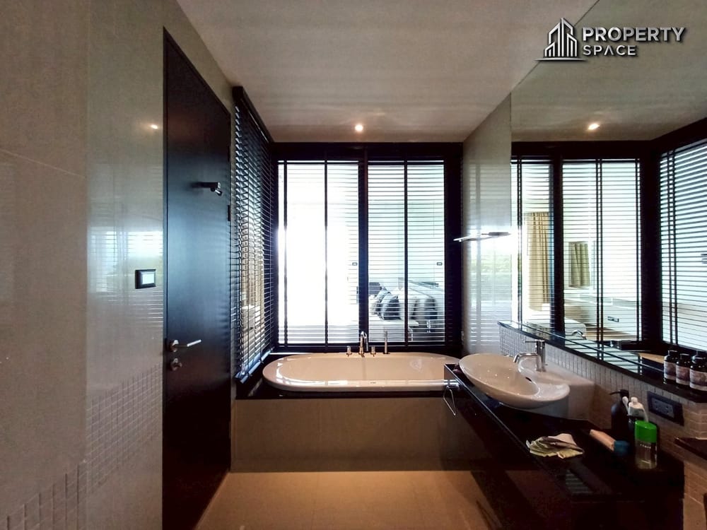 Sea View Luxury 1-Bedroom Corner Condo In Ocean Portofino Na Jomtien For Sale And Rent Image 31