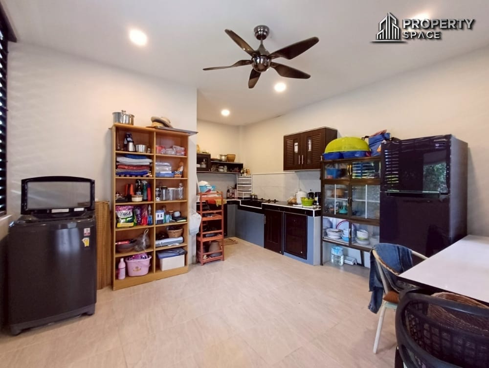 Spacious 3-Bedroom Pool Villa Near Mabprachan Lake Pattaya For Sale Image 25