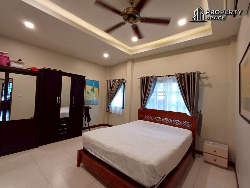 Spacious 3-Bedroom Pool Villa Near Mabprachan Lake Pattaya For Sale Image 18