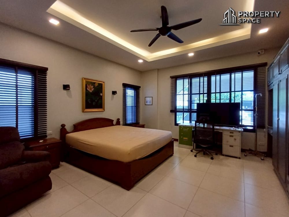 Spacious 3-Bedroom Pool Villa Near Mabprachan Lake Pattaya For Sale Image 21