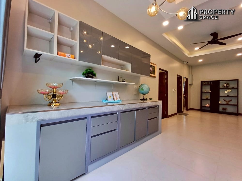 Spacious 3-Bedroom Pool Villa Near Mabprachan Lake Pattaya For Sale Image 15