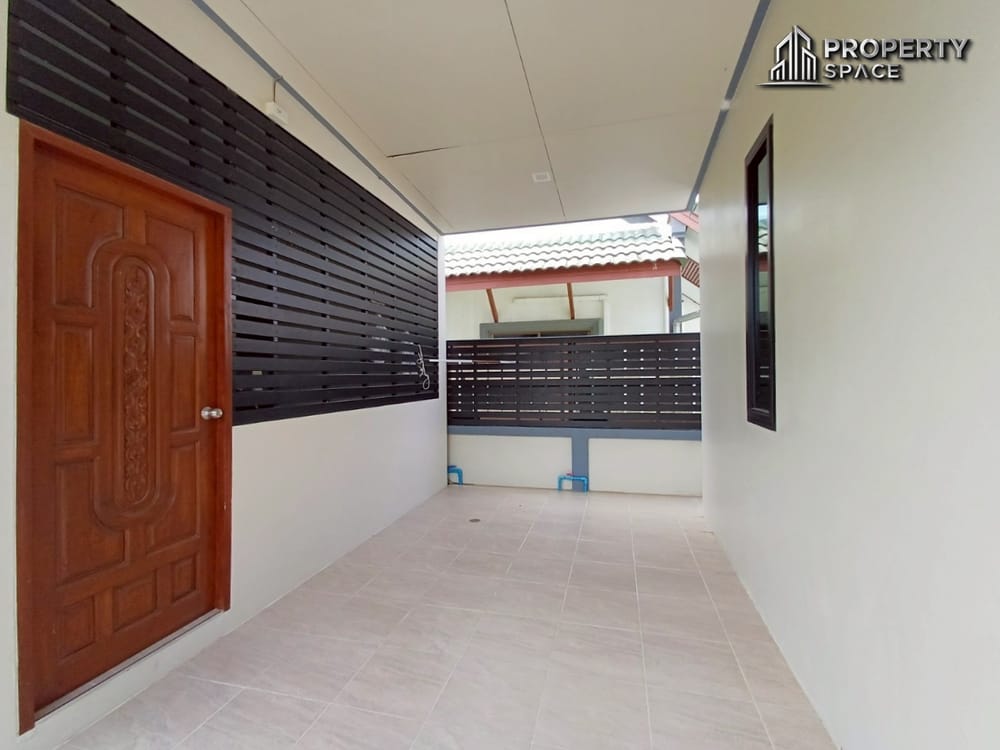 Spacious 3-Bedroom Pool Villa Near Mabprachan Lake Pattaya For Sale Image 28
