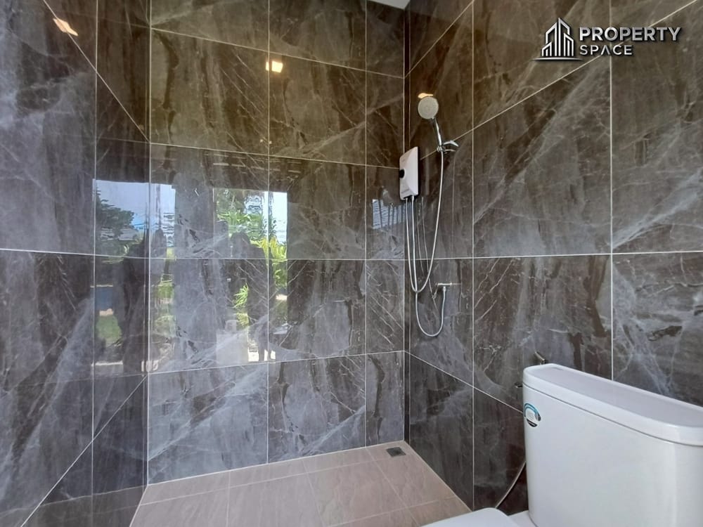 Spacious 3-Bedroom Pool Villa Near Mabprachan Lake Pattaya For Sale Image 33