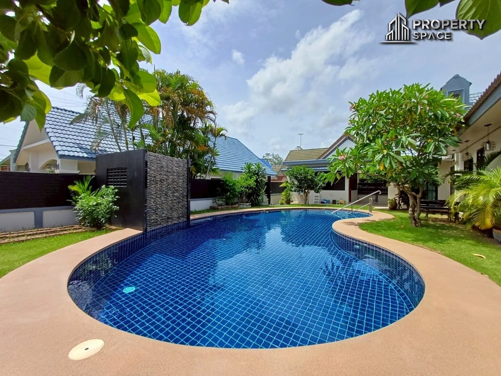 Spacious 3-Bedroom Pool Villa Near Mabprachan Lake Pattaya For Sale Image 5