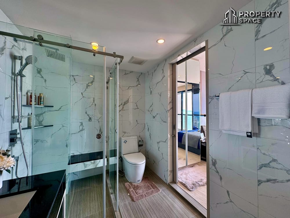 Luxurious 2-Bedroom Sea View Condo In The Panora Pratumnak For Rent Image 9