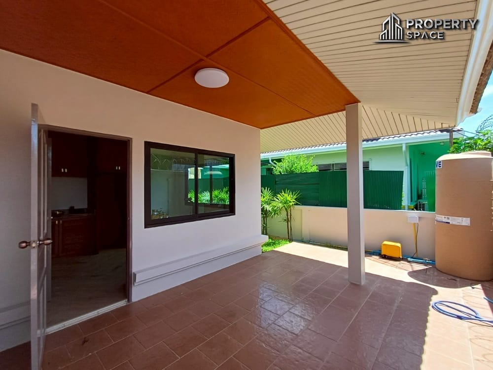 Brand New Modern-Style 3-Bedroom Detached House in East Pattaya For Sale Image 31