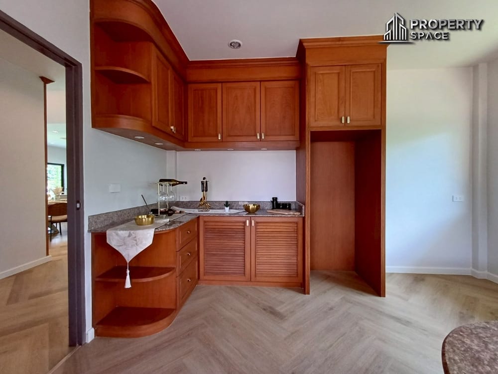 Brand New Modern-Style 3-Bedroom Detached House in East Pattaya For Sale Image 9